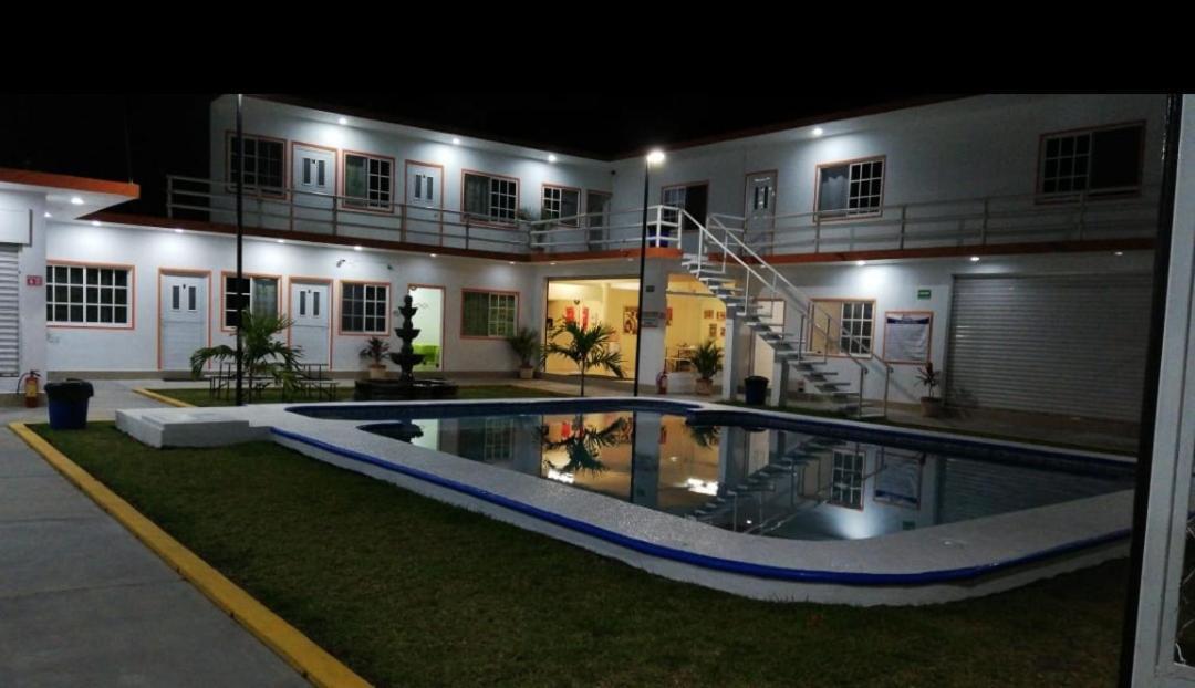 Hotel Villa Maran Chachalacas Ambiente Familiar Playa Chachalacas Exterior foto
